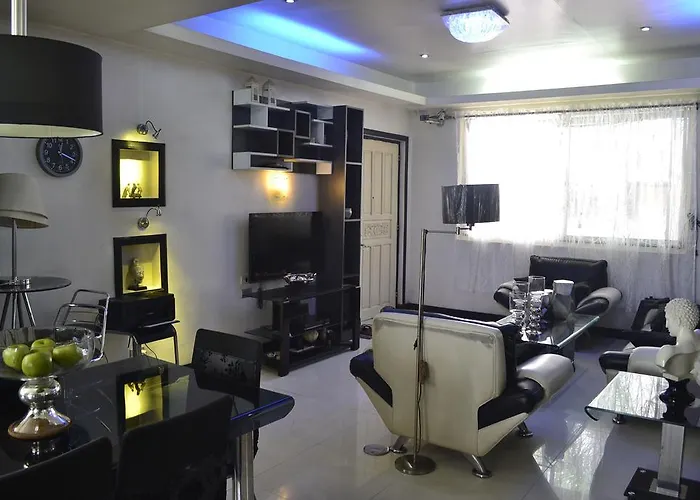 Homestay Spacious Rise Manila
