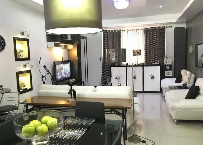 Homestay Spacious Rise Manila